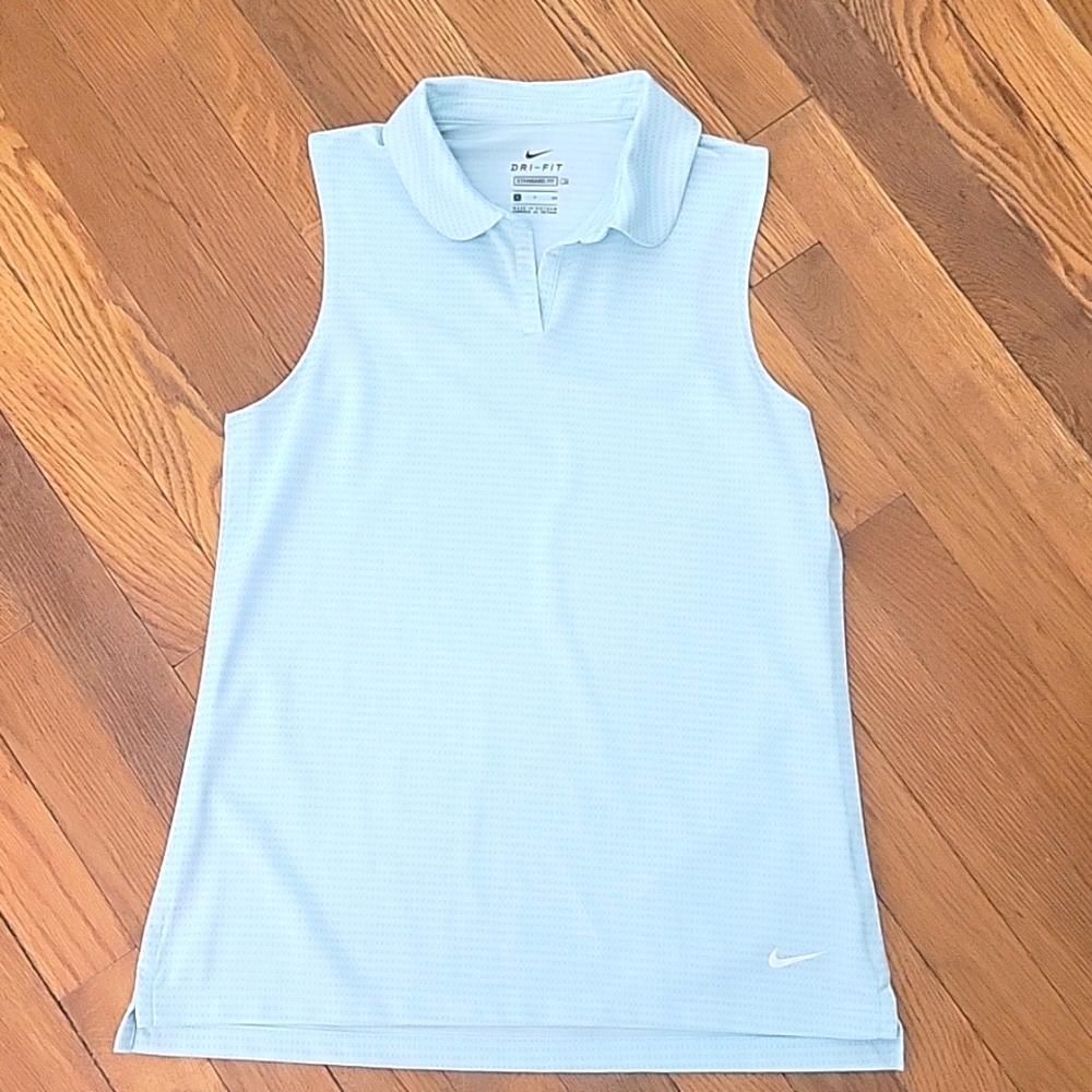 Nike women's golf shirt